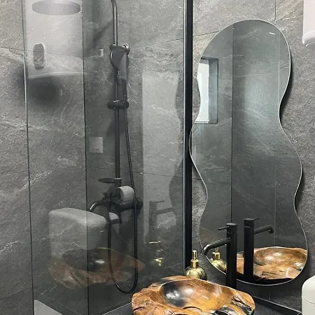 Διαμέρισμα Mm Τρογκίρ